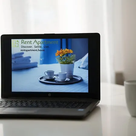 Rent Apartment - Parking And Comfort - Spacious Apt Up To 8 Pax Appartamento Milano