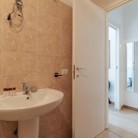 Guesthost - Porta Garibaldi White Flats Daire Milano