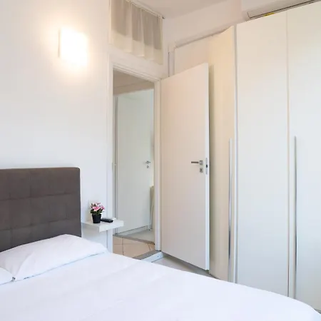 Metro Wi-fi Easy Check-in Apartmán *