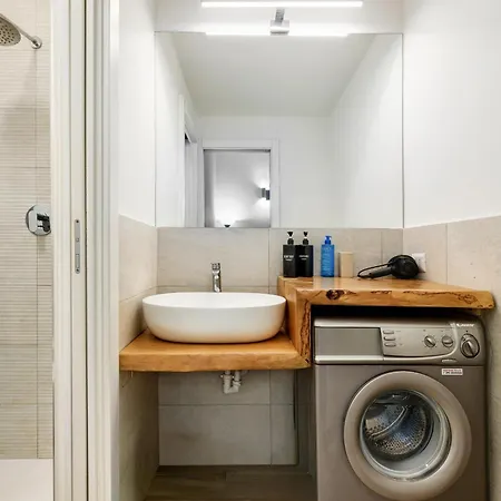 Tadino 50 * מילאנו