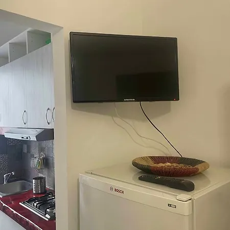 I-host - San Genesio * Milano