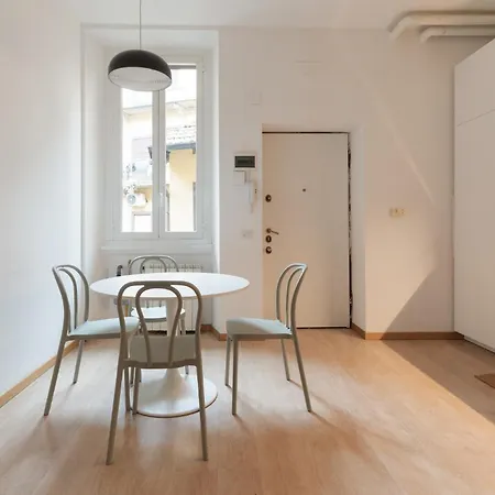 Guesthost - Porta Garibaldi White Flats * Milano