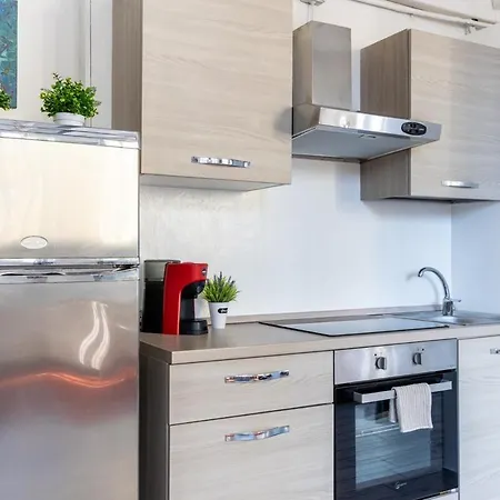 Large Loft Porta Romana With Free Wi-fi דירה מילאנו