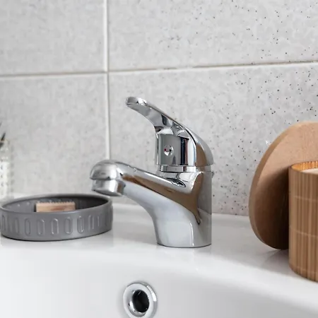 Elegant Near Metro Porta Romana,3 Fermate Subway-stop A Duomo, Wifi-netflix Free Apartment Mailand