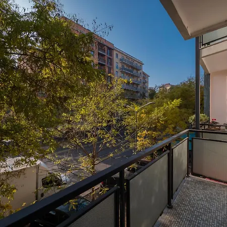 Prestigioso In Zona Tortona - Solari *