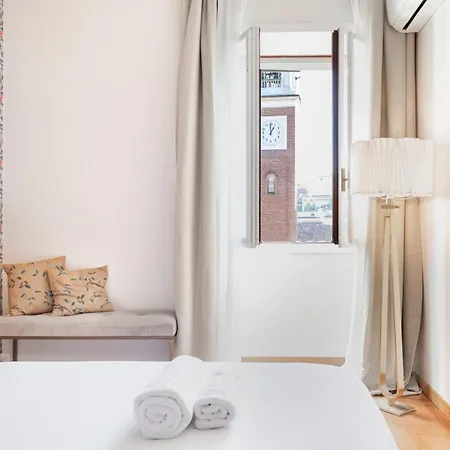 Easylife - - Spallanzani 15 - Porta Venezia Milan