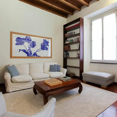 Hacca Collection - Corso Magenta, Unique And Charming 2br Lägenhet *