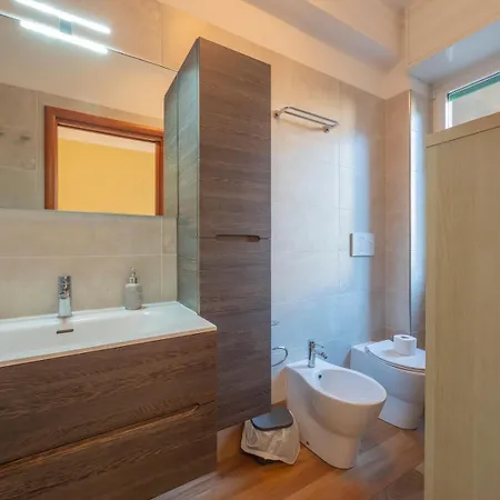 Prestigioso In Zona Tortona - Solari Apartament