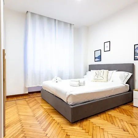 Apartmán Spacious 4-bed 2-bath, 3 Min Walk To M1 Bande Nere *