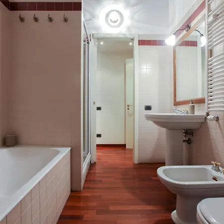 Hacca Collection - Corso Magenta, Unique And Charming 2br