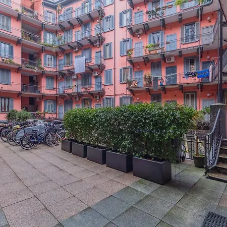Moda Porta Romana M3 Lodi Tibb Self-check-in Apartamento *