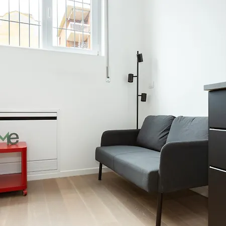 Joivy Contemporary In Historical Giambellino-lorenteggio * Milano