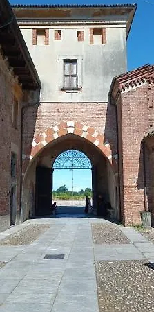 Ongi Etorri B&B- Ripamonti,Tram 24 Per Ieo, Policlinico, Fondazione Prada,Duomo Apartment