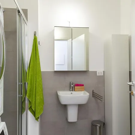 Joivy Contemporary In Historical Giambellino-lorenteggio Milano