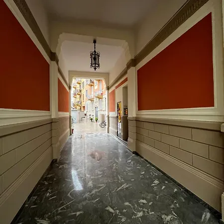 The Small White House In Apartment