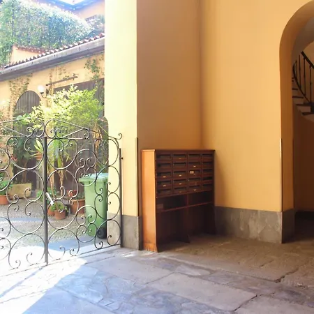 Center Eco-chicsmart - Brera Garibaldi Zone 1 - The Tube דירה *