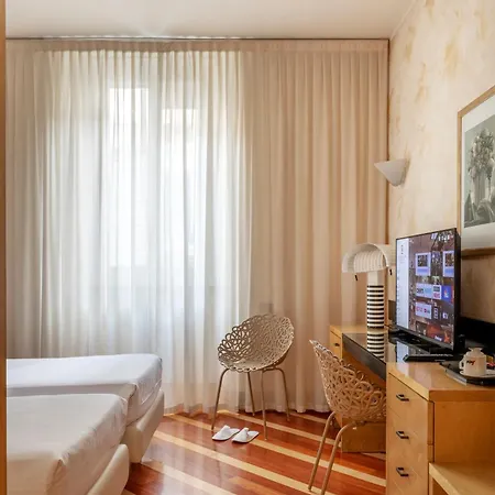 Ξενοδοχείο Sanpi 4*