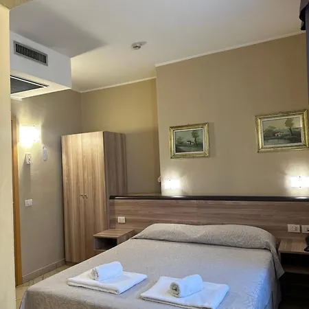 Hotell Brianza 3*