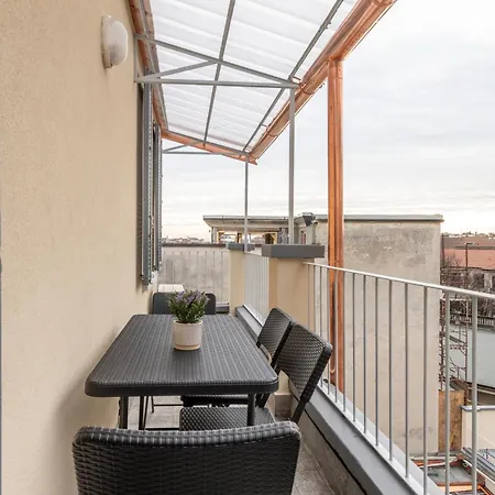 米兰皇家套房 - 卡多纳中心公寓 *