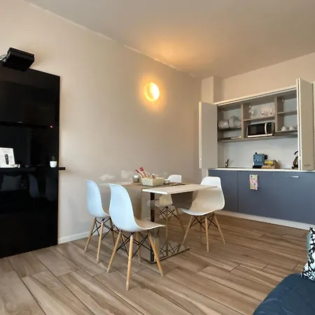 Isola Aparthotel
