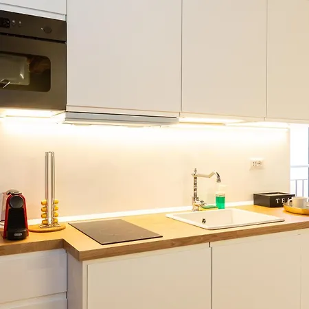 - Alzaia Naviglio Grande Appartement