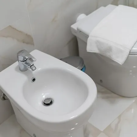 Ourjoy & Skyjoy Units - Via M Gioia, 47 - Wifi, Private Parking, Station, * Милан