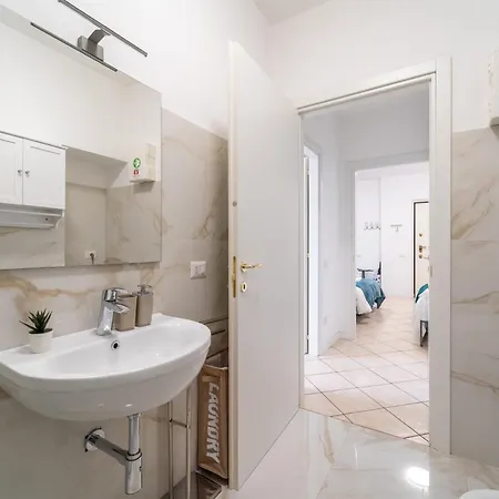 Апартаменты Ourjoy & Skyjoy Units - Via M Gioia, 47 - Wifi, Private Parking, Station, *
