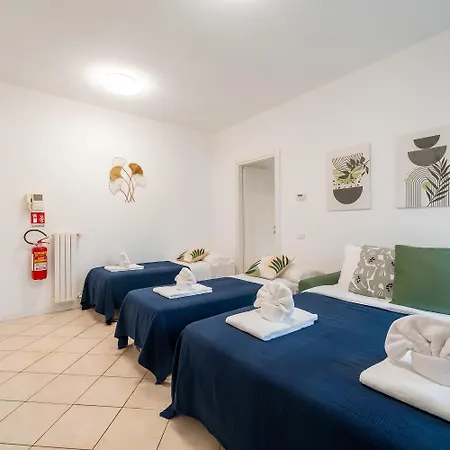 Апартаменты Ourjoy & Skyjoy Units - Via M Gioia, 47 - Wifi, Private Parking, Station, Милан