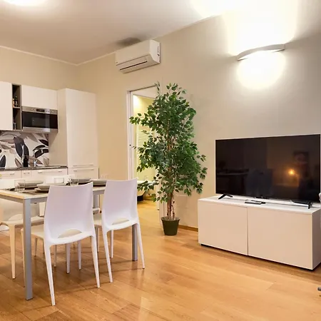 Citylife, Sempione, Near Gerusalemme Metro Apartmán Milán