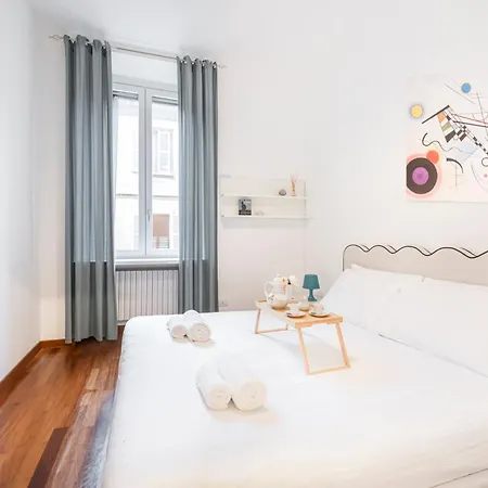 Easylife - - Lazzaro Papi 3 - Porta Romana