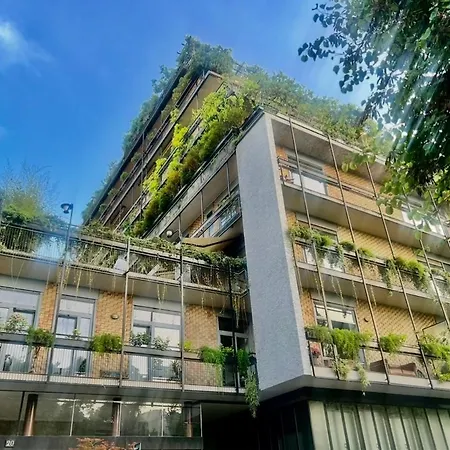 Διαμέρισμα 10 Minuti Dal Duomo - Elegante Domus *