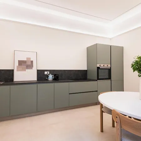 Relstay - Montenapoleone Apartment