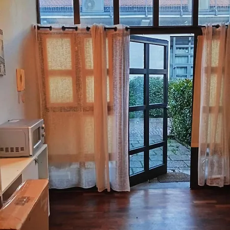 Bed & Breakfast Loft Bovisa 3*