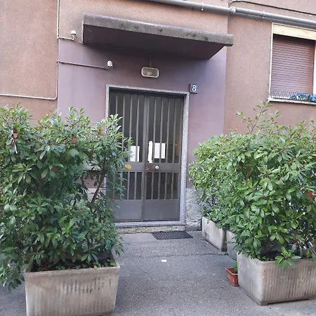 Vicino A Fondazione Prada E Ieo *