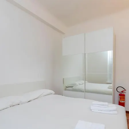 I-host - Ugo Bassi Apartmán