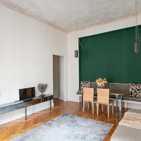 Apartment Manderley Hideaway -