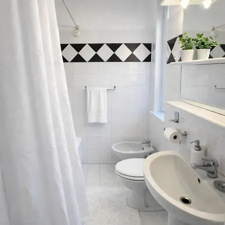 Duomo-loreto Apartment