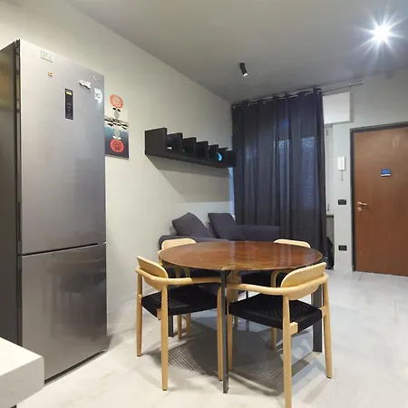 Brand New Steps From Citylife, Sempione, Allianz Mico - Metro Domodossola - Metro Portello - Tram Right Outside To Duomo, Brera, Cadorna Reachable In 15 Min Apartment Milan