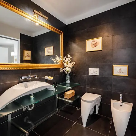 The Boutique - Duomo Luxury - Private Parking - Galleria - Center *
