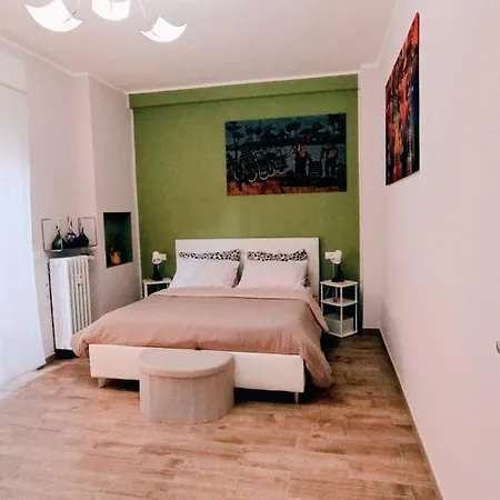 アパート Ongi Etorri B&b- Ripamonti,tram 24 Per Ieo, Policlinico, Fondazione Prada,duomo ミラノ