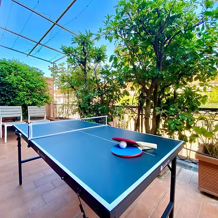 Penthouse With Panoramic Terrace-8 Minutes From The Duomo Lejlighed