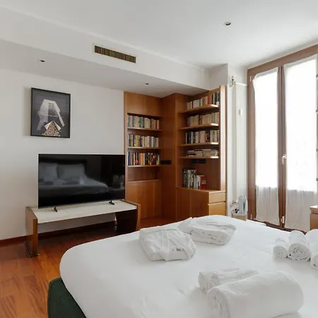 Appartement Brera Quadrilocale Di Lusso Con Sauna