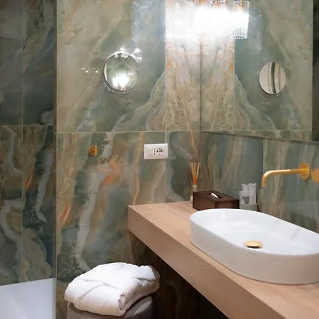 公寓 Gigliomilanestates - Luxury In Duomo 米兰