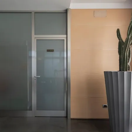 ホテル Hotiday Navigli 4*