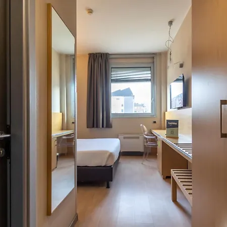 Hotiday Navigli ミラノ