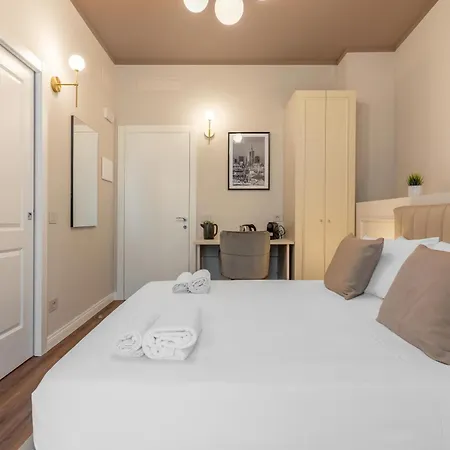 Vittoriana Foresteria Lombarda Hotel