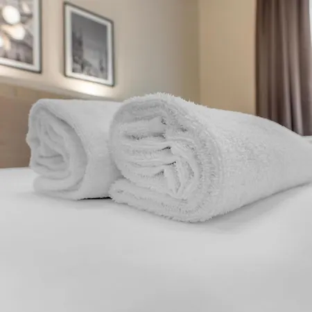 Hotel Vittoriana Foresteria Lombarda *