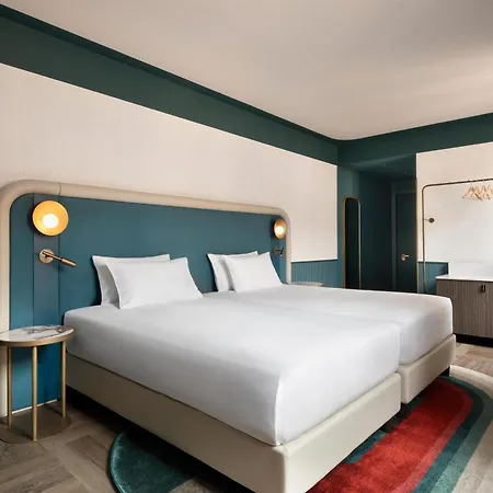 Puccini Milan, Tapestry Collection By Hilton 4* Milan