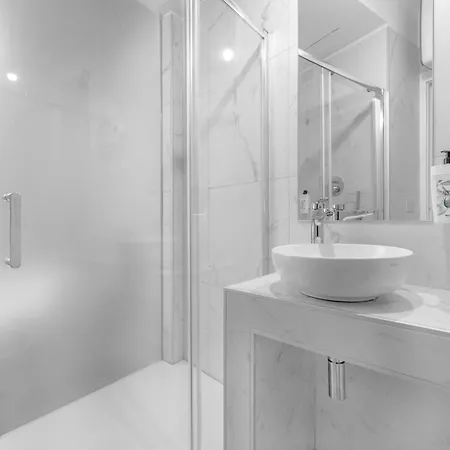 Welcome Foresteria Lombarda 호텔