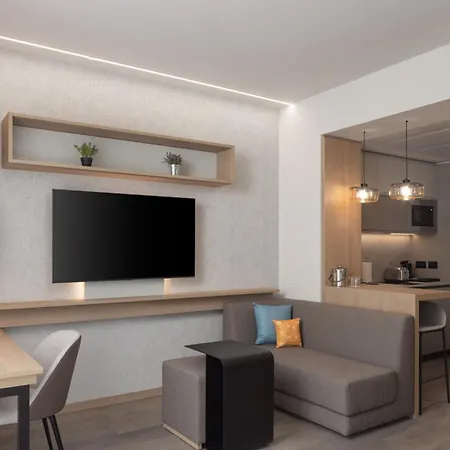 Отель By Marriott Linate